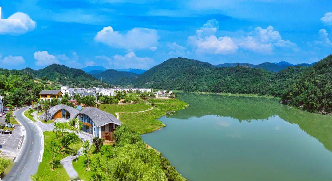 熱烈祝賀我公司承接湖北十堰東風故里歷史文化街區(qū)文化演藝中心